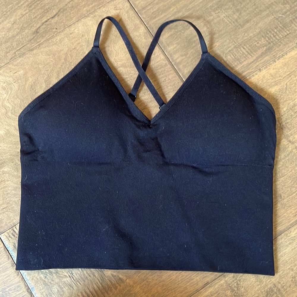 S/M Crop Padded Cami - black